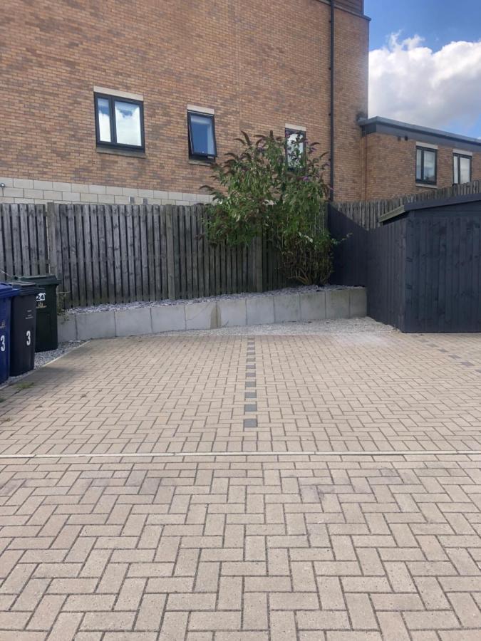 Barber House, Hoyland With Two Allocated Parking Spaces Exterior foto